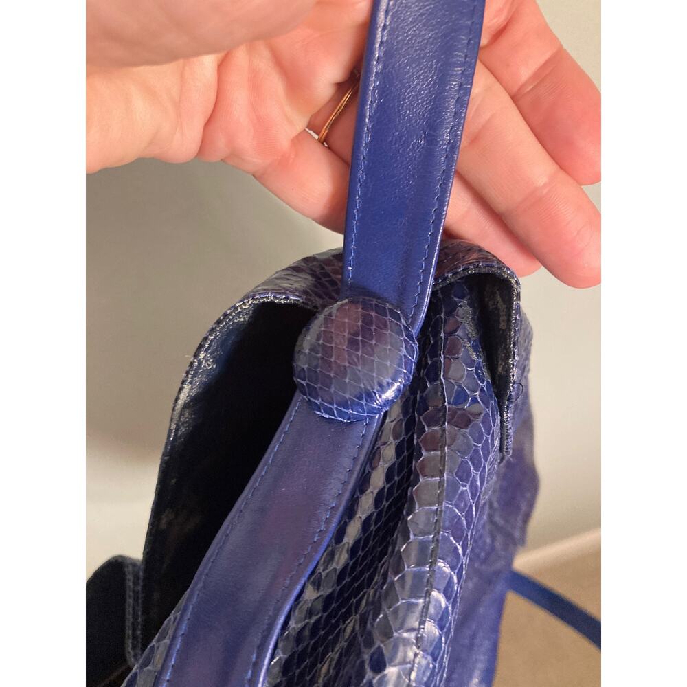 Saks Fifth Avenue Falchi Blue Snakeskin Purse Cinch Impeccable Exterior ~ Repair - Picture 3 of 13